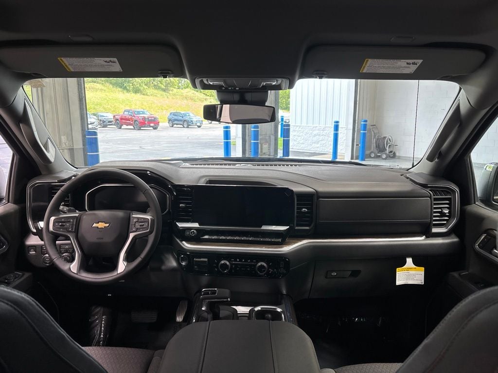 2026 Chevrolet Silverado 1500 LT LT1
