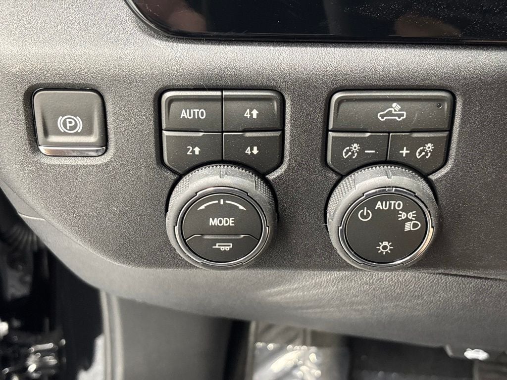 2026 Chevrolet Silverado 1500 LT LT1