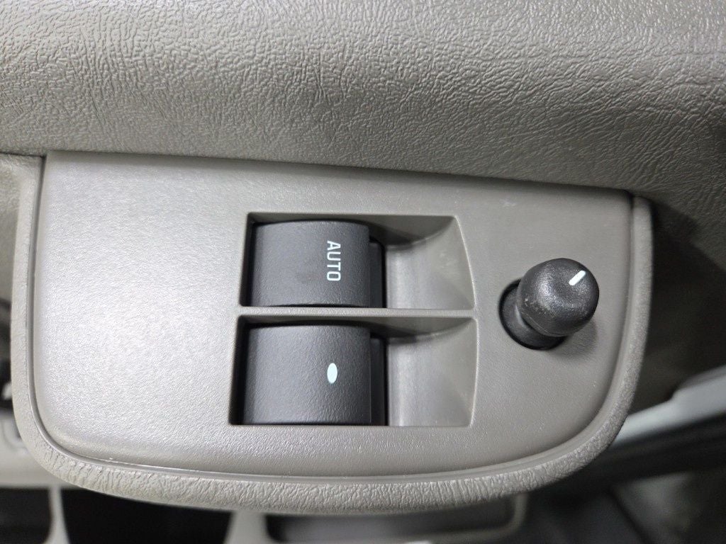 2026 Chevrolet Express 2500 Work Van Cargo