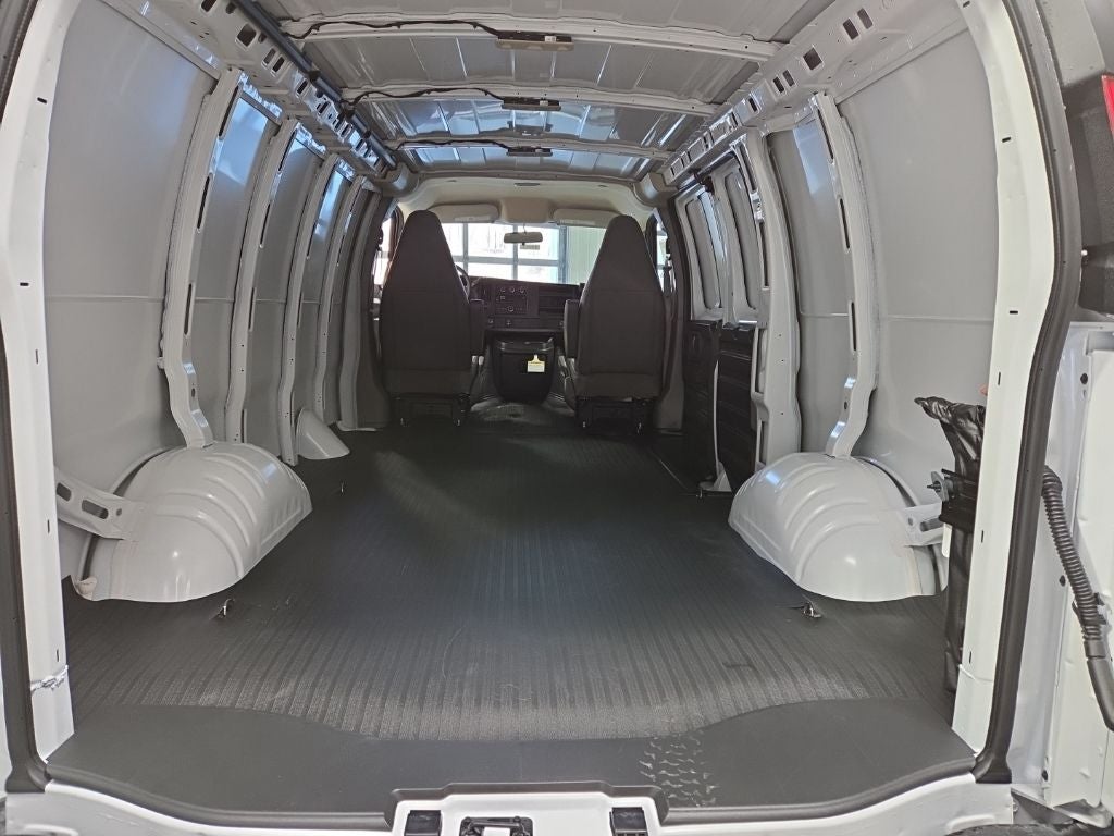 2026 Chevrolet Express 2500 Work Van Cargo