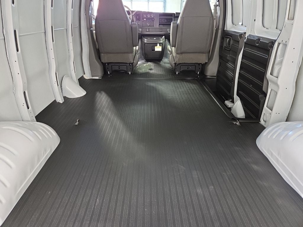 2026 Chevrolet Express 2500 Work Van Cargo