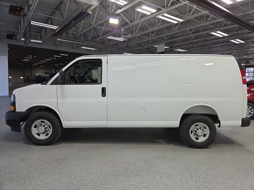 2026 Chevrolet Express 2500 Work Van Cargo