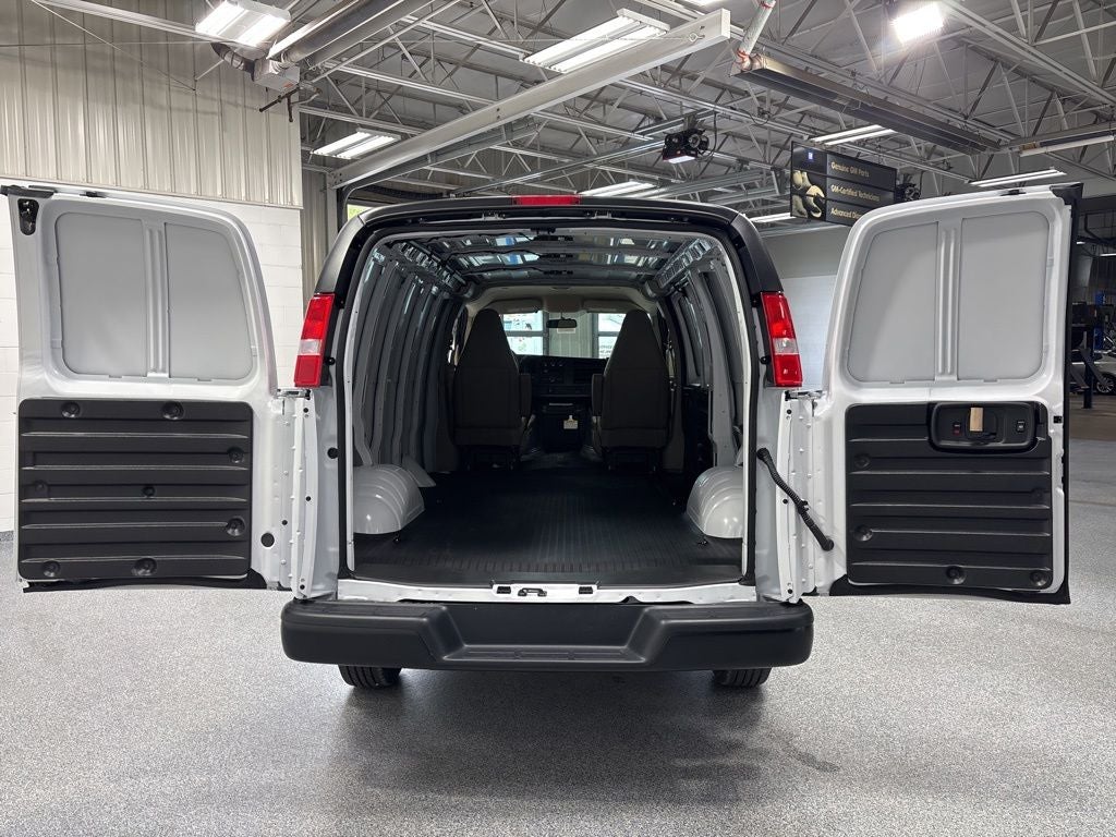 2026 Chevrolet Express 2500 Work Van Cargo