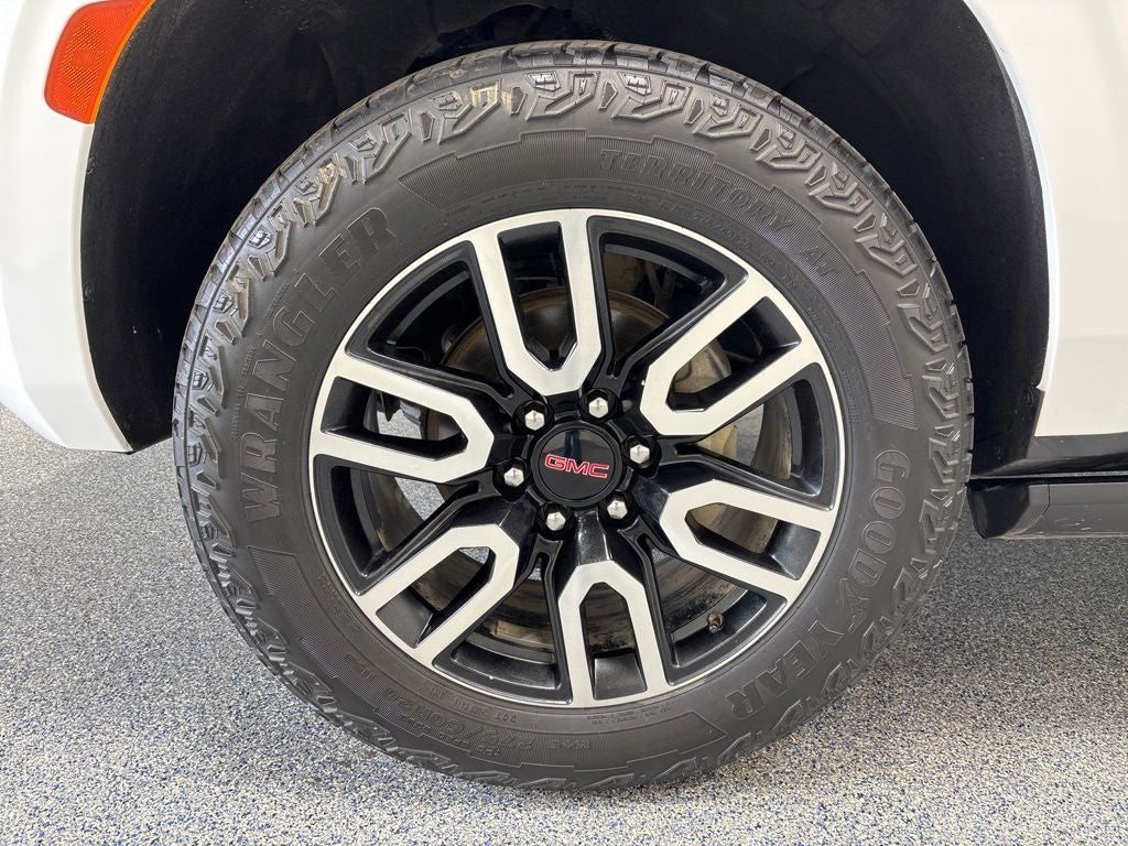 2023 GMC Yukon AT4
