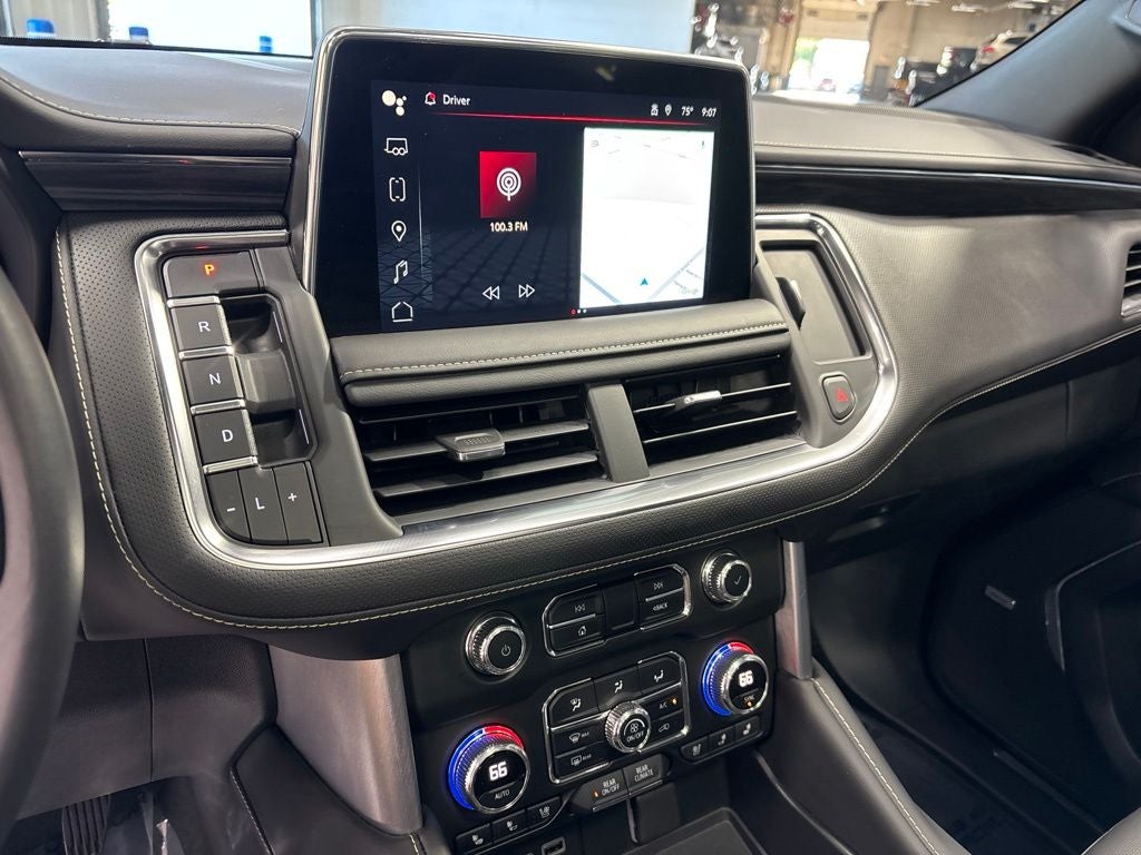 2022 GMC Yukon XL SLT
