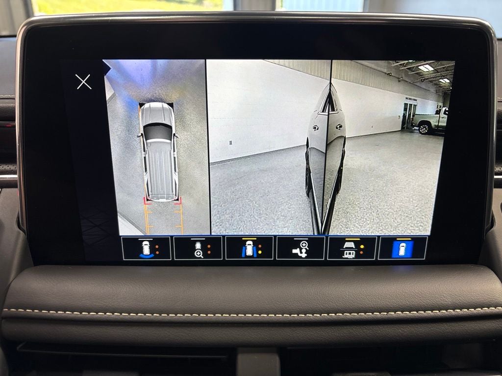 2022 GMC Yukon XL SLT