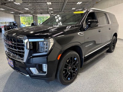 2022 GMC Yukon XL SLT