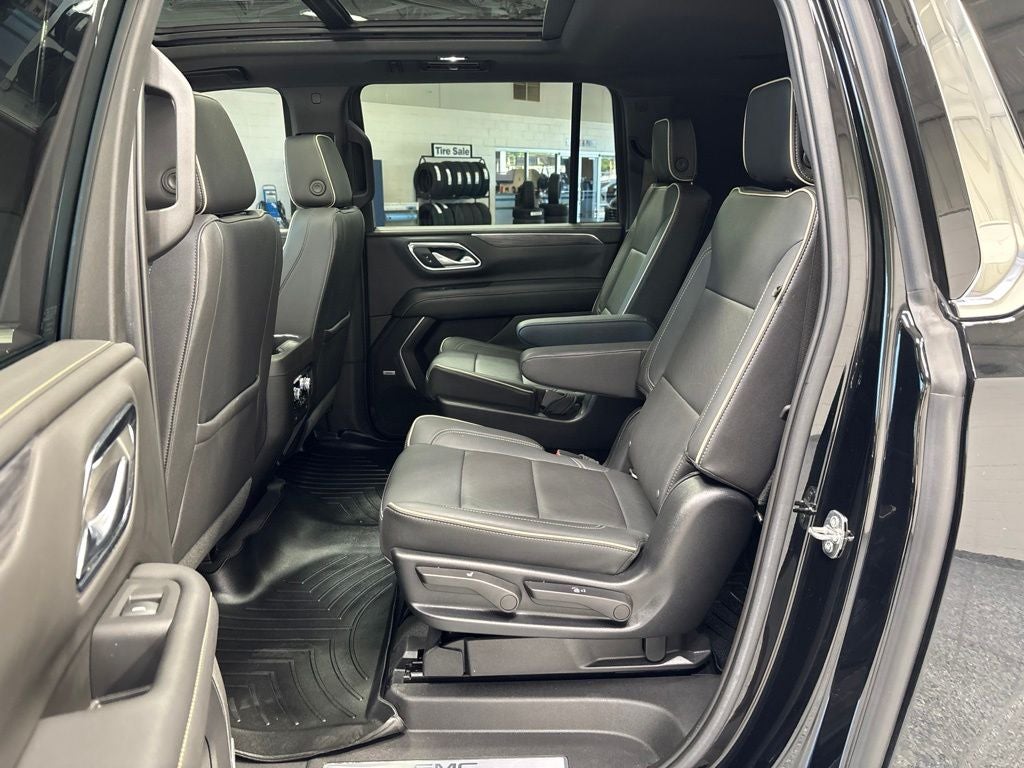 2022 GMC Yukon XL SLT