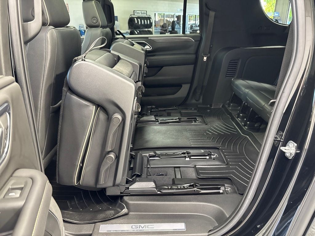 2022 GMC Yukon XL SLT