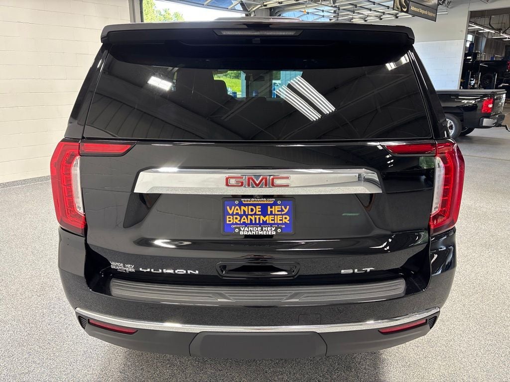 2022 GMC Yukon XL SLT