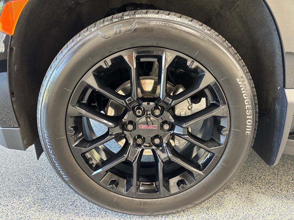 2022 GMC Yukon XL SLT