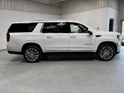 2025 GMC Yukon XL Denali
