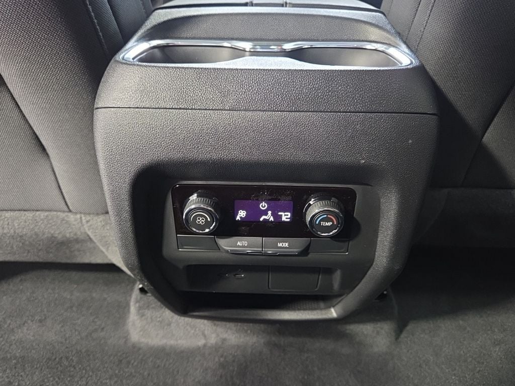 2026 Chevrolet Traverse LT 2LT