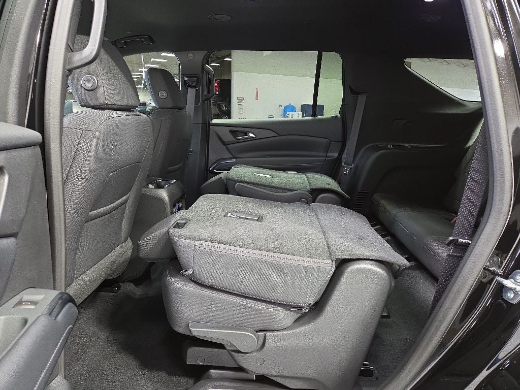 2026 Chevrolet Traverse LT 2LT