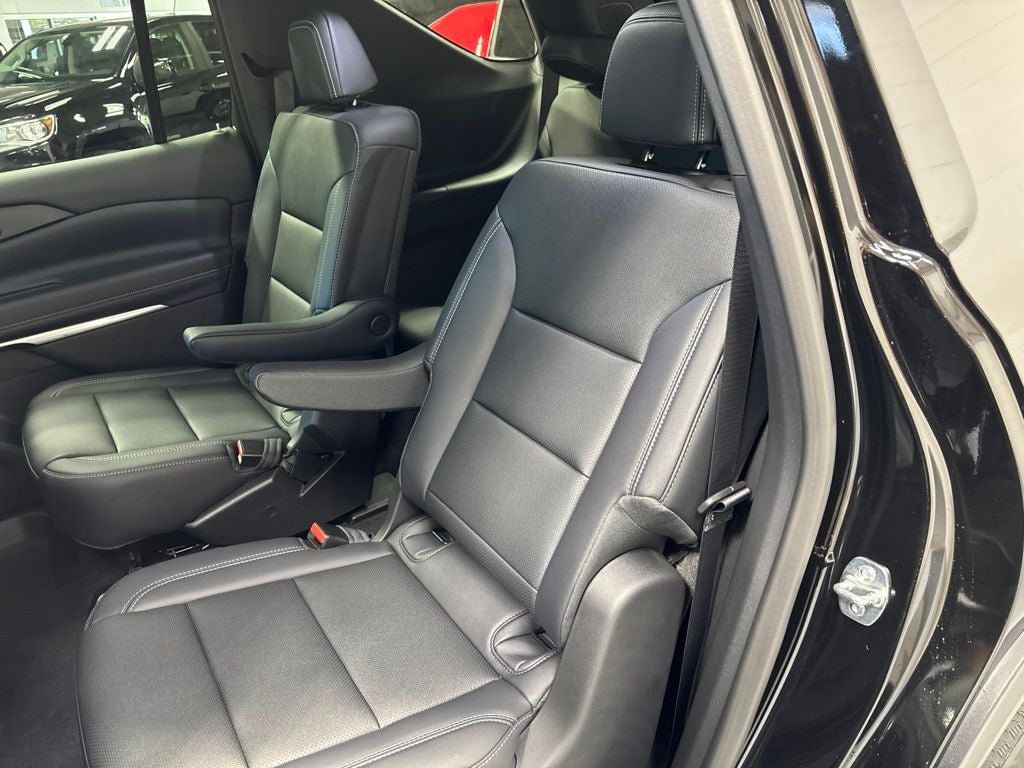 2026 Chevrolet Traverse LT 2LT