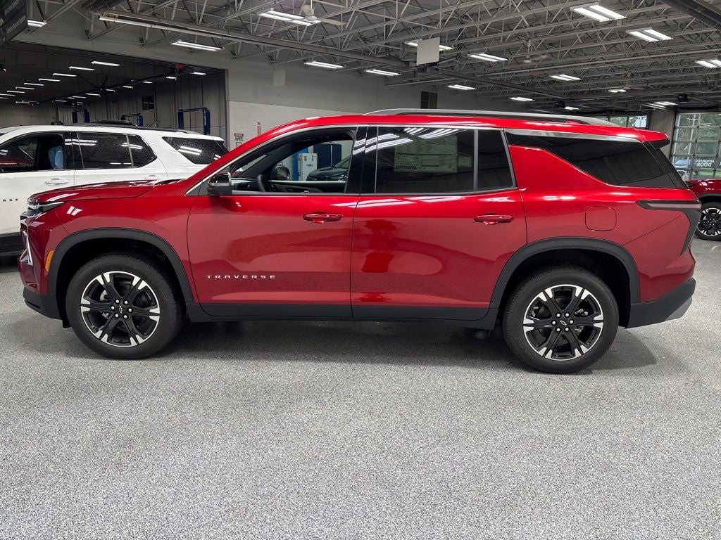 2027 Chevrolet Traverse LT 2LT