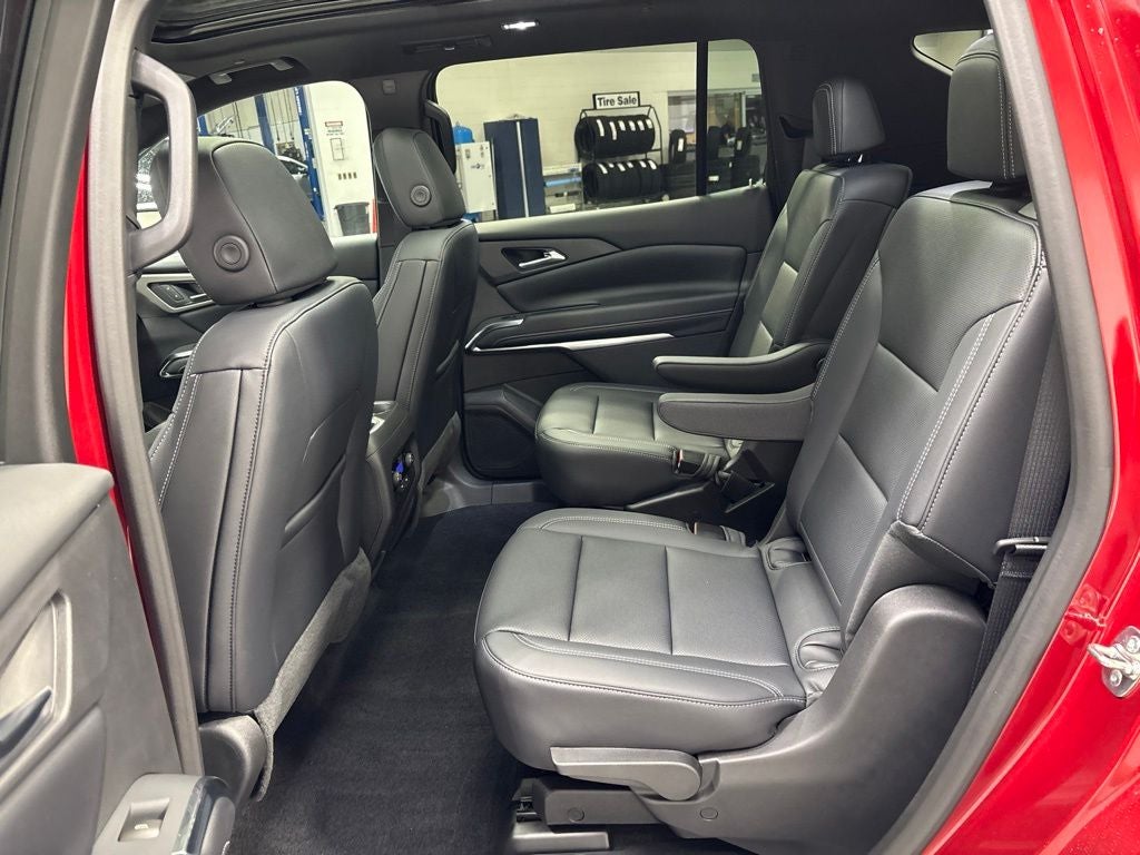2027 Chevrolet Traverse LT 2LT