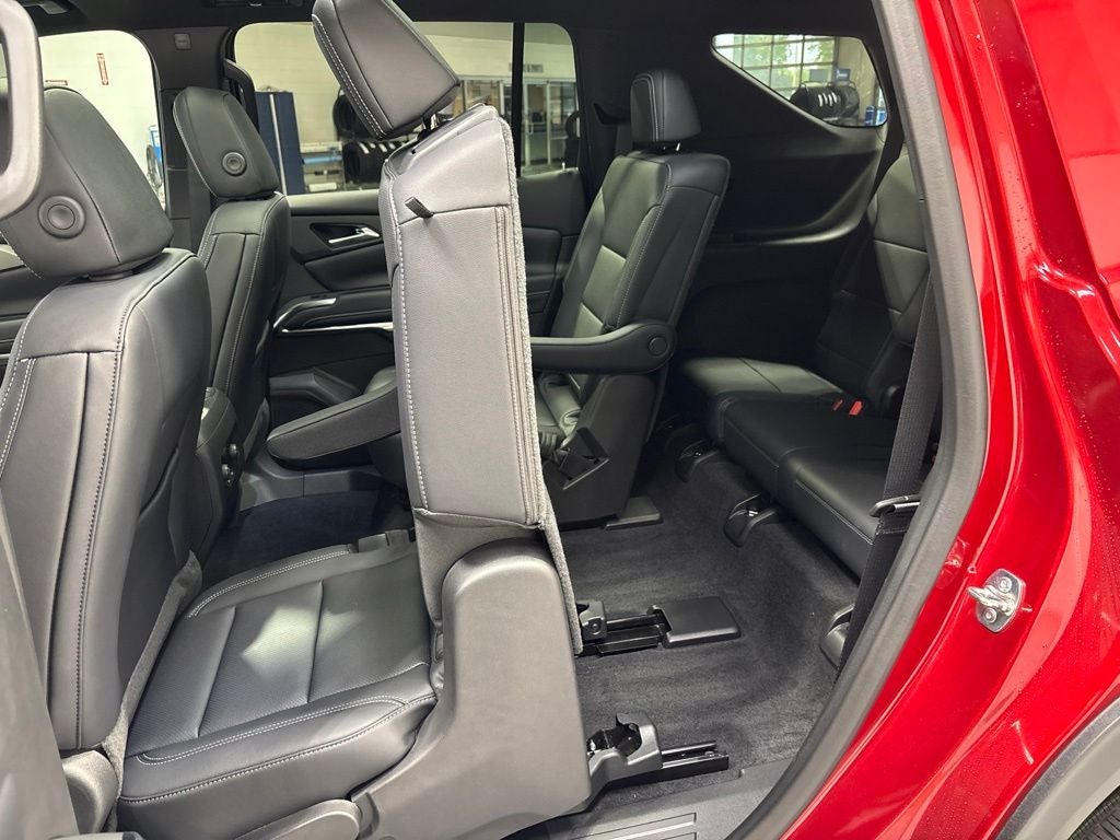2027 Chevrolet Traverse LT 2LT