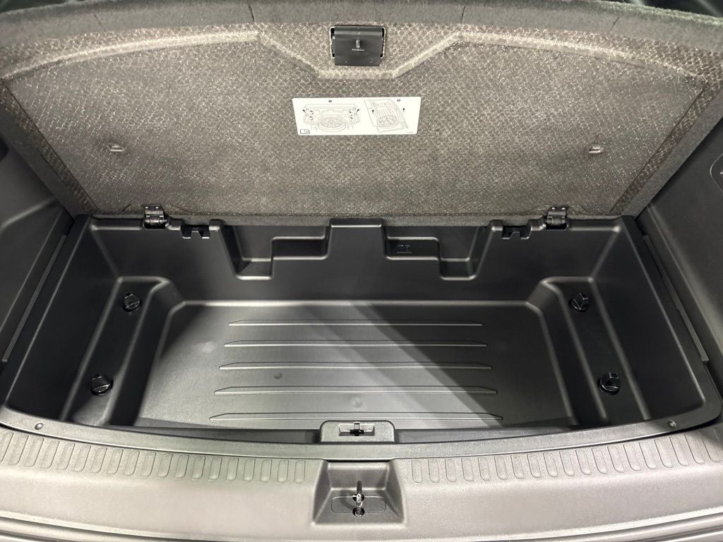 2027 Chevrolet Traverse LT 2LT