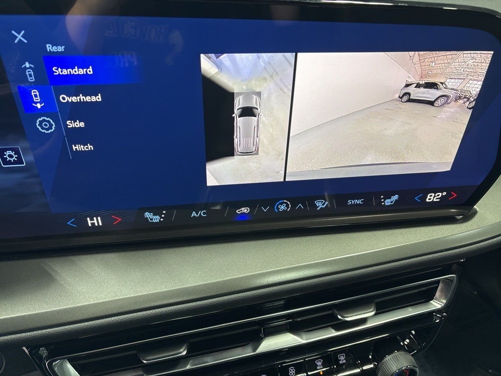 2026 Chevrolet Traverse LT 2LT