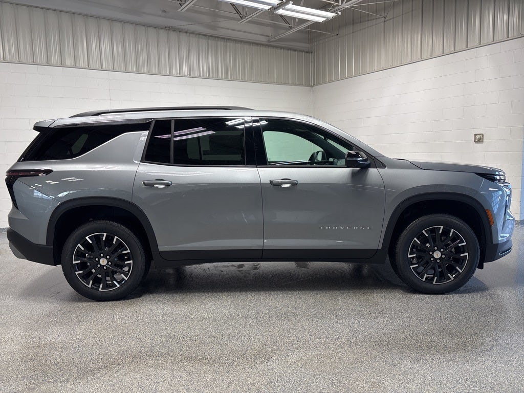 2026 Chevrolet Traverse LT 2LT