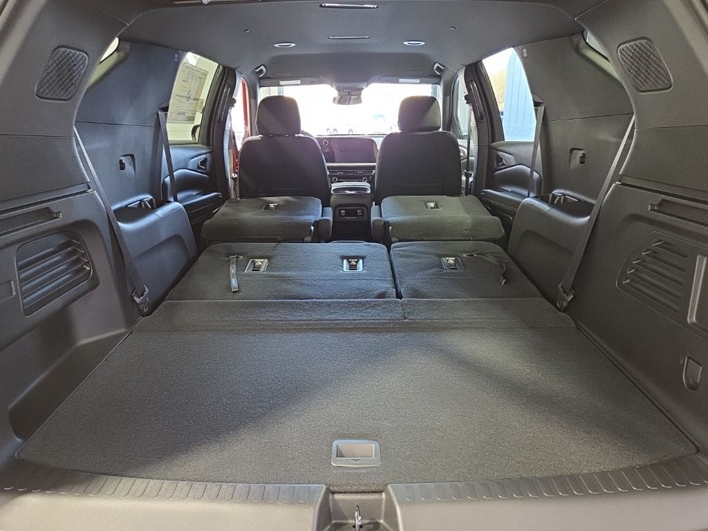 2026 Chevrolet Traverse LT 2LT