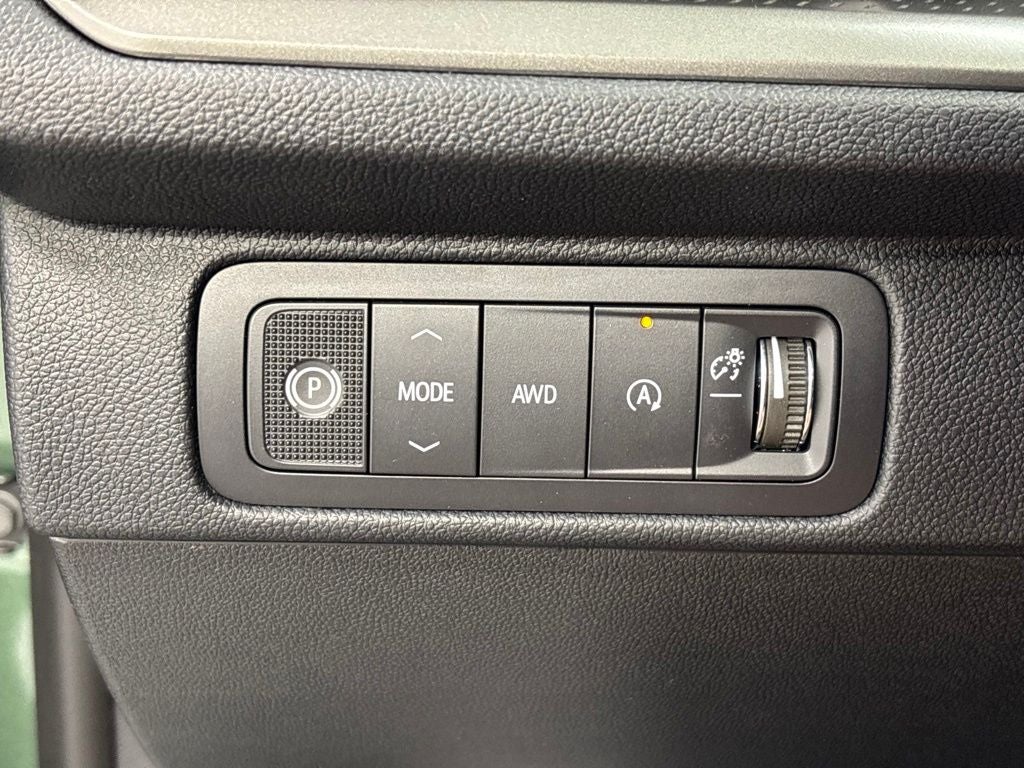 2027 Chevrolet Traverse LT 2LT