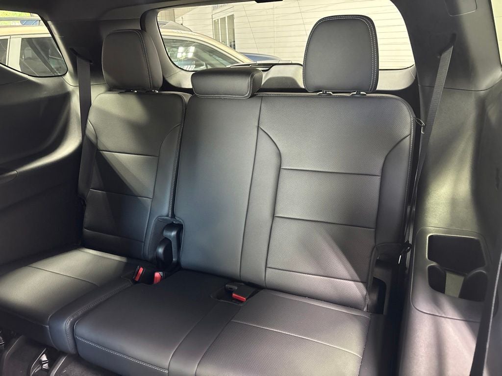2027 Chevrolet Traverse LT 2LT