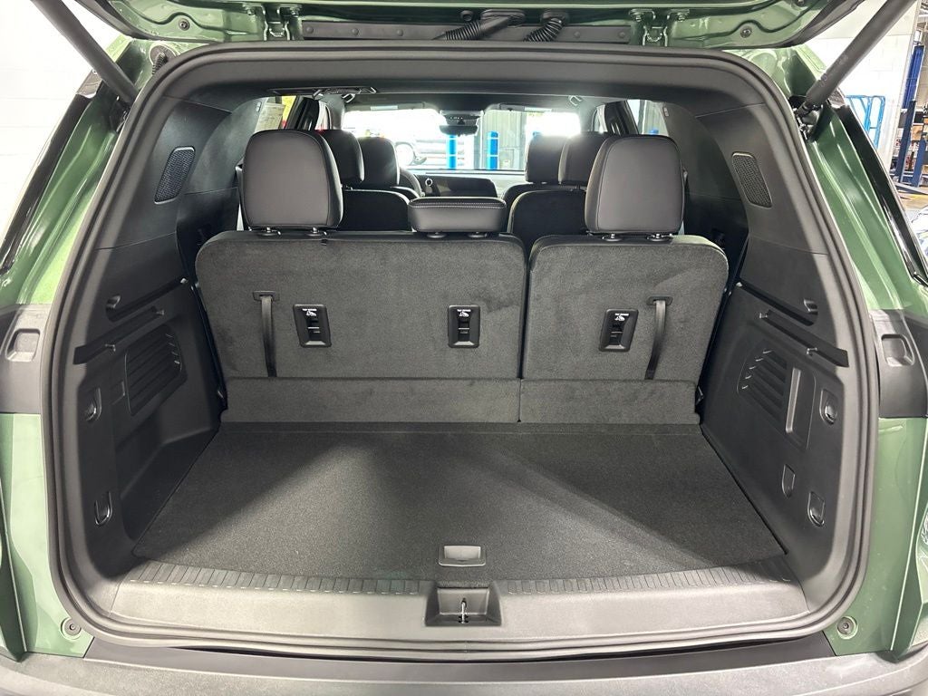 2027 Chevrolet Traverse LT 2LT