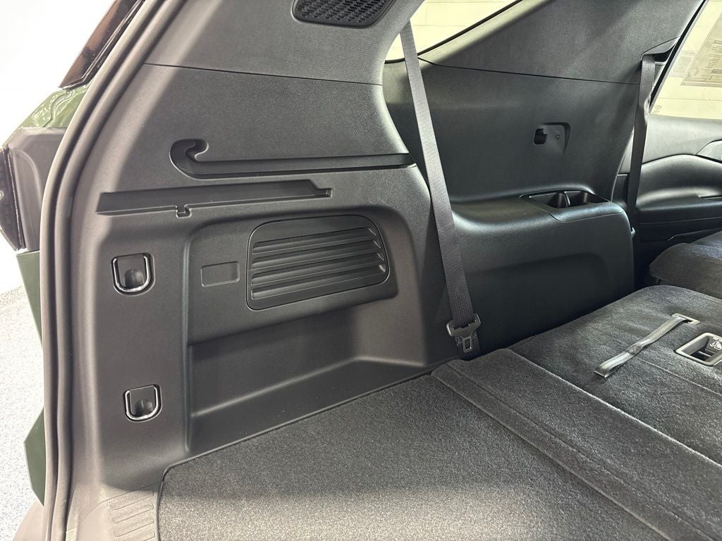 2027 Chevrolet Traverse LT 2LT