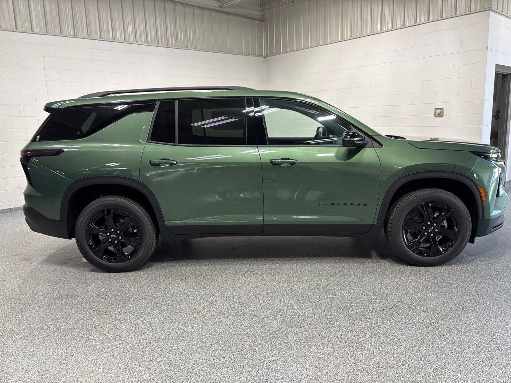 2027 Chevrolet Traverse LT 2LT