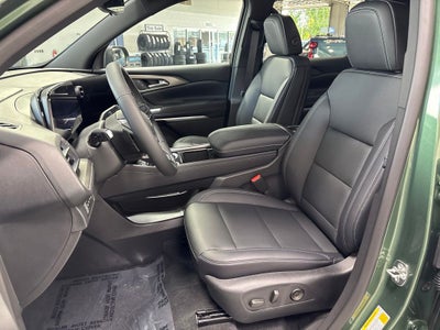 2027 Chevrolet Traverse LT 2LT