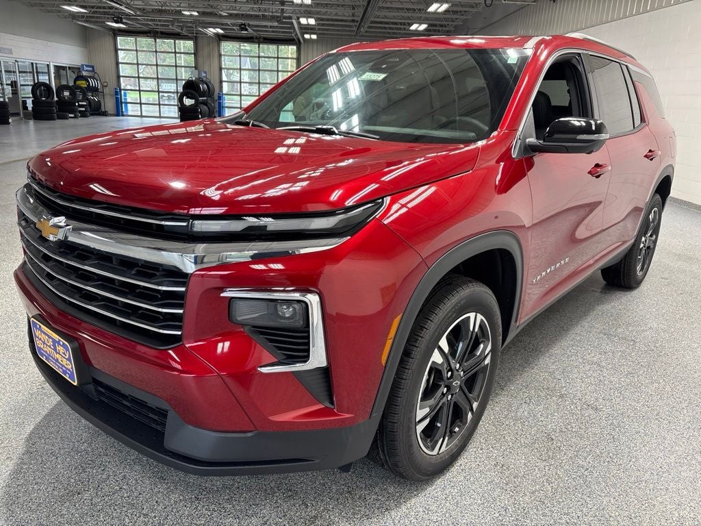 2027 Chevrolet Traverse LT 2LT