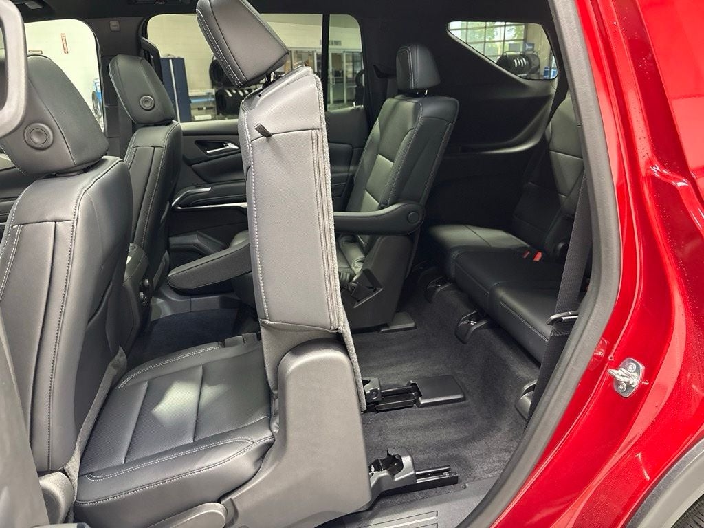 2027 Chevrolet Traverse LT 2LT