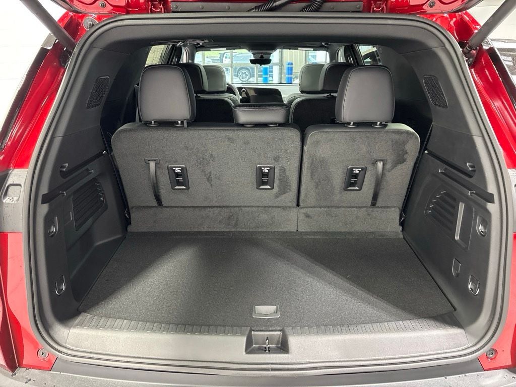 2027 Chevrolet Traverse LT 2LT