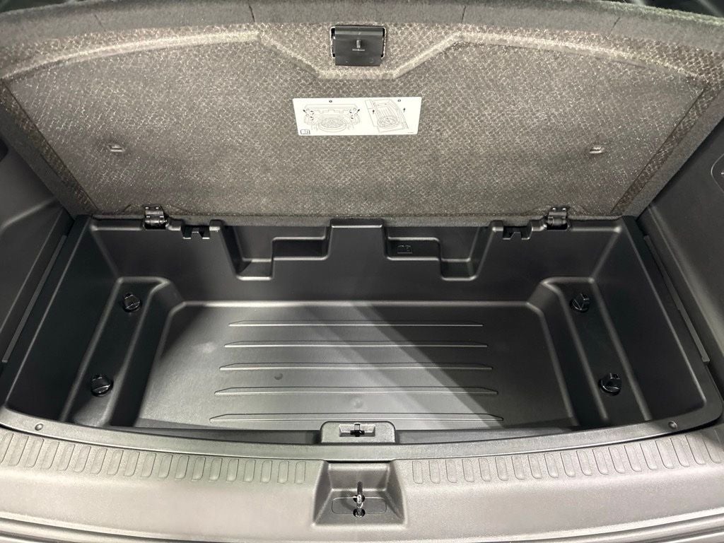 2027 Chevrolet Traverse LT 2LT