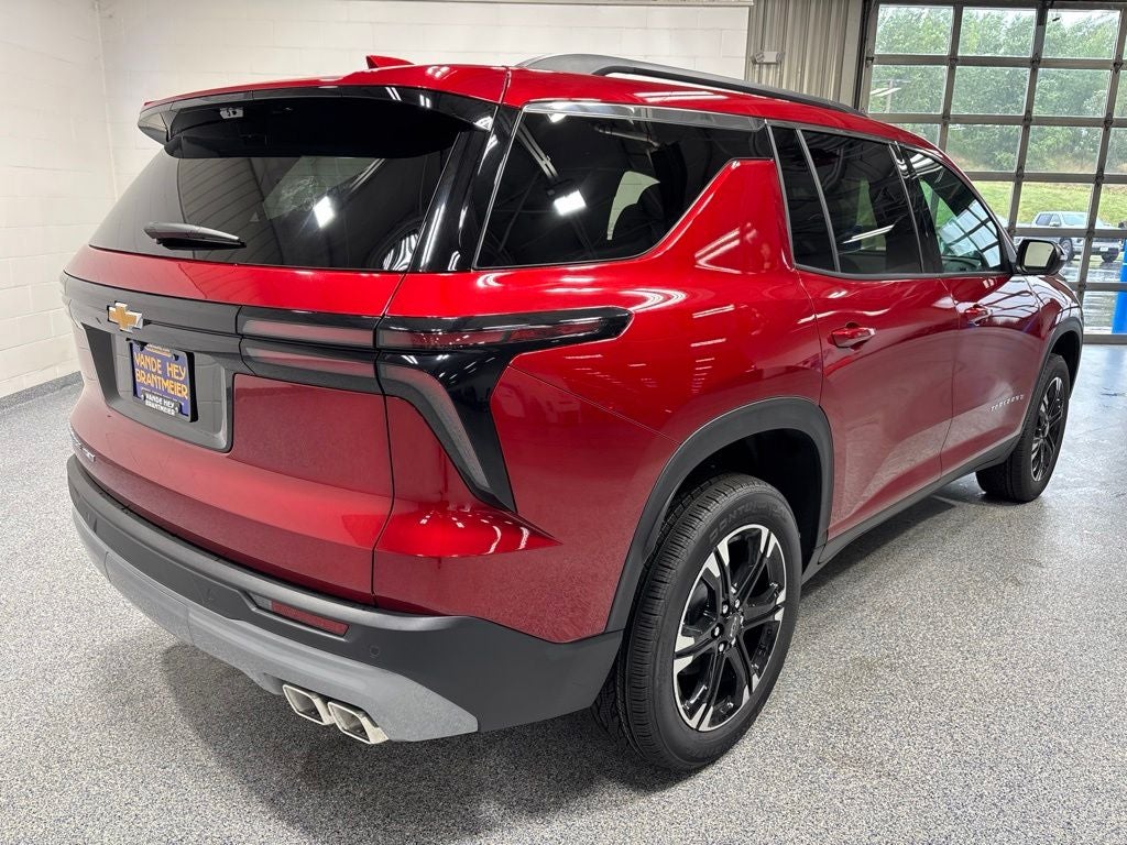 2027 Chevrolet Traverse LT 2LT