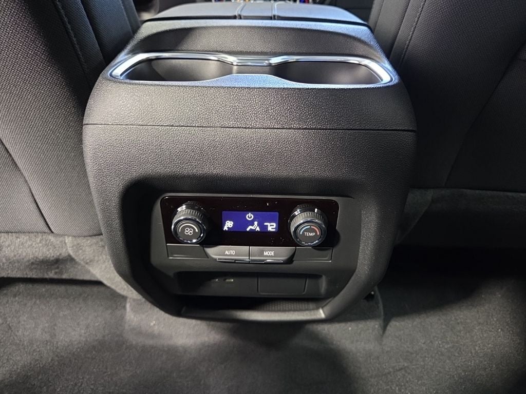 2026 Chevrolet Traverse LT 2LT