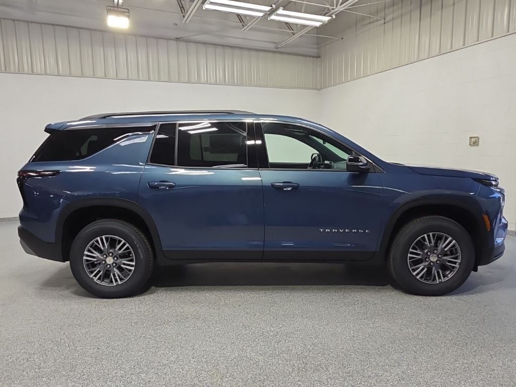 2026 Chevrolet Traverse LT 2LT