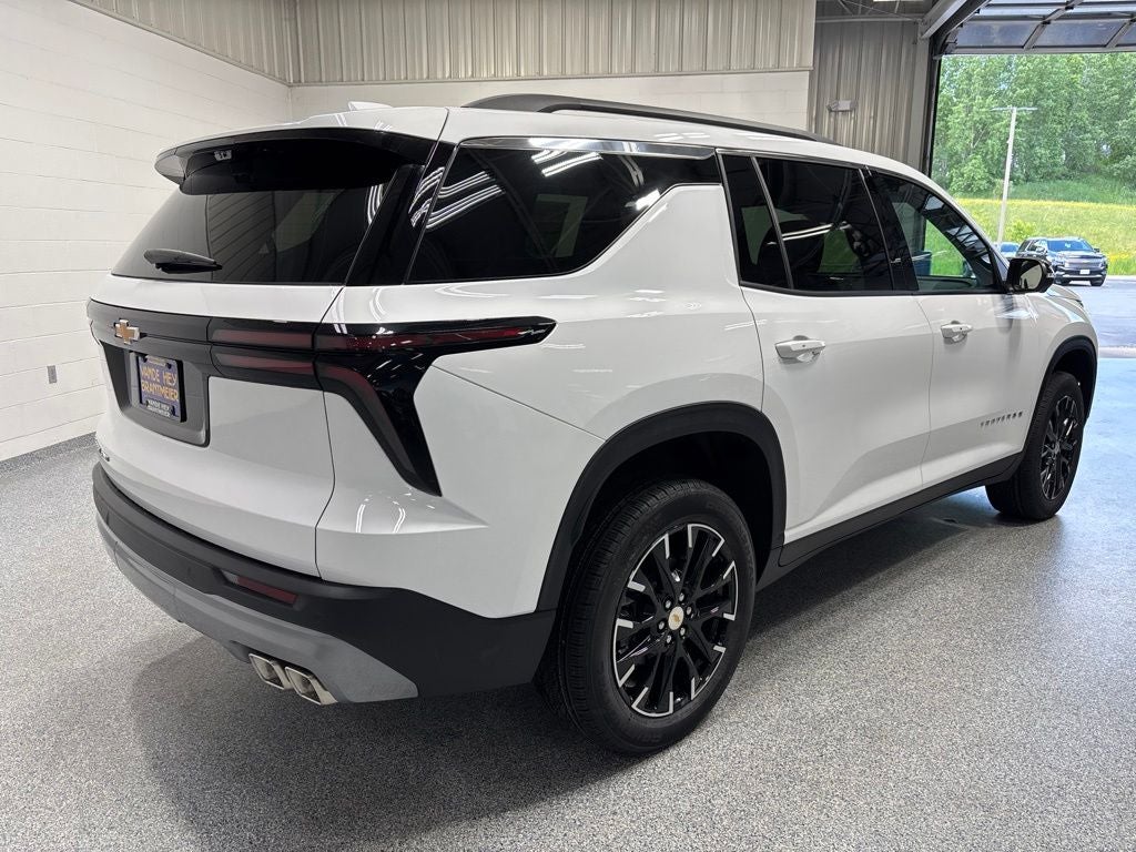2026 Chevrolet Traverse LT 2LT