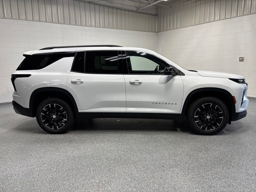 2026 Chevrolet Traverse LT 2LT