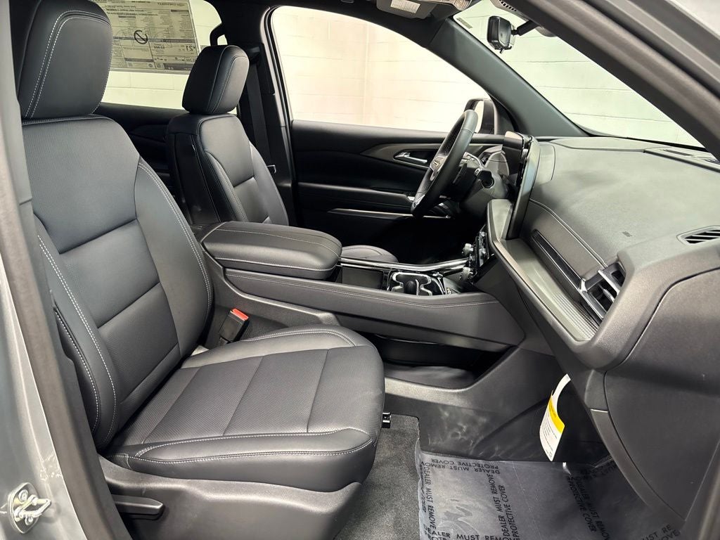 2027 Chevrolet Traverse LT 2LT