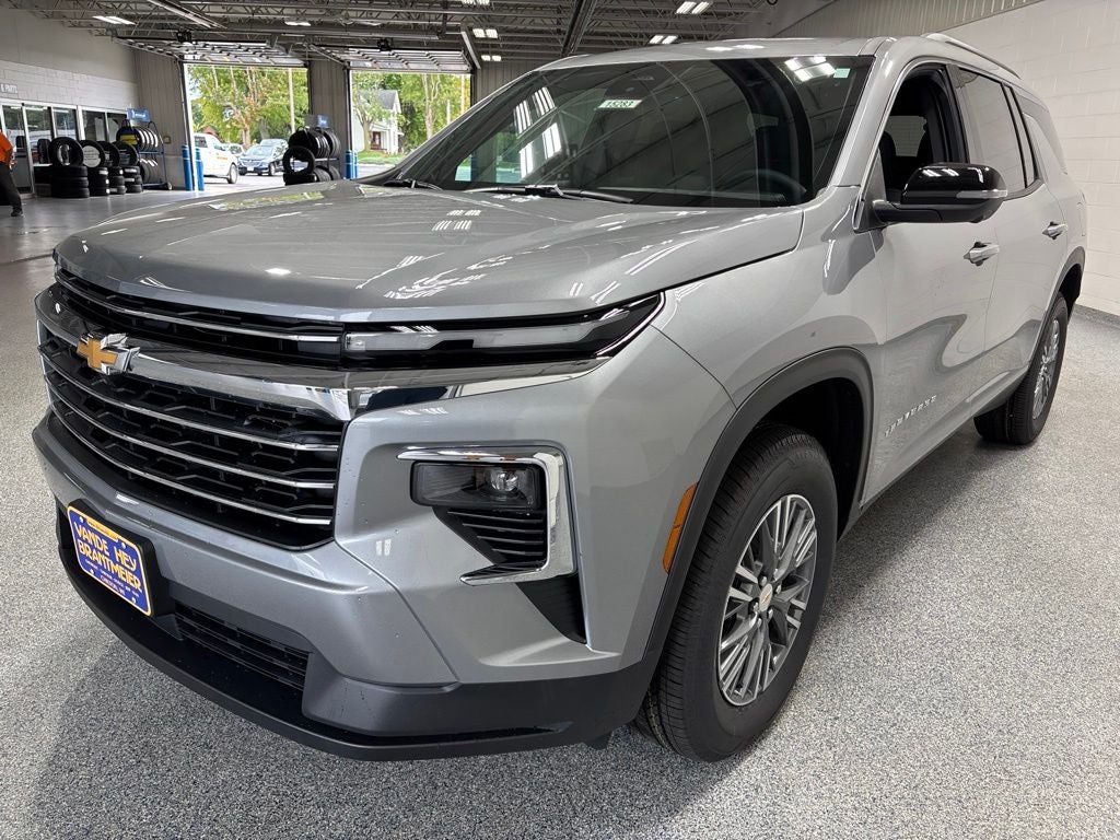 2027 Chevrolet Traverse LT 2LT