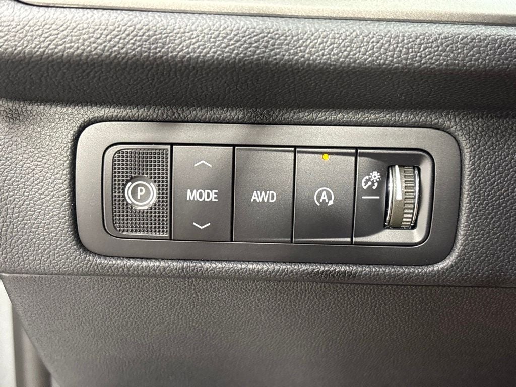 2027 Chevrolet Traverse LT 2LT