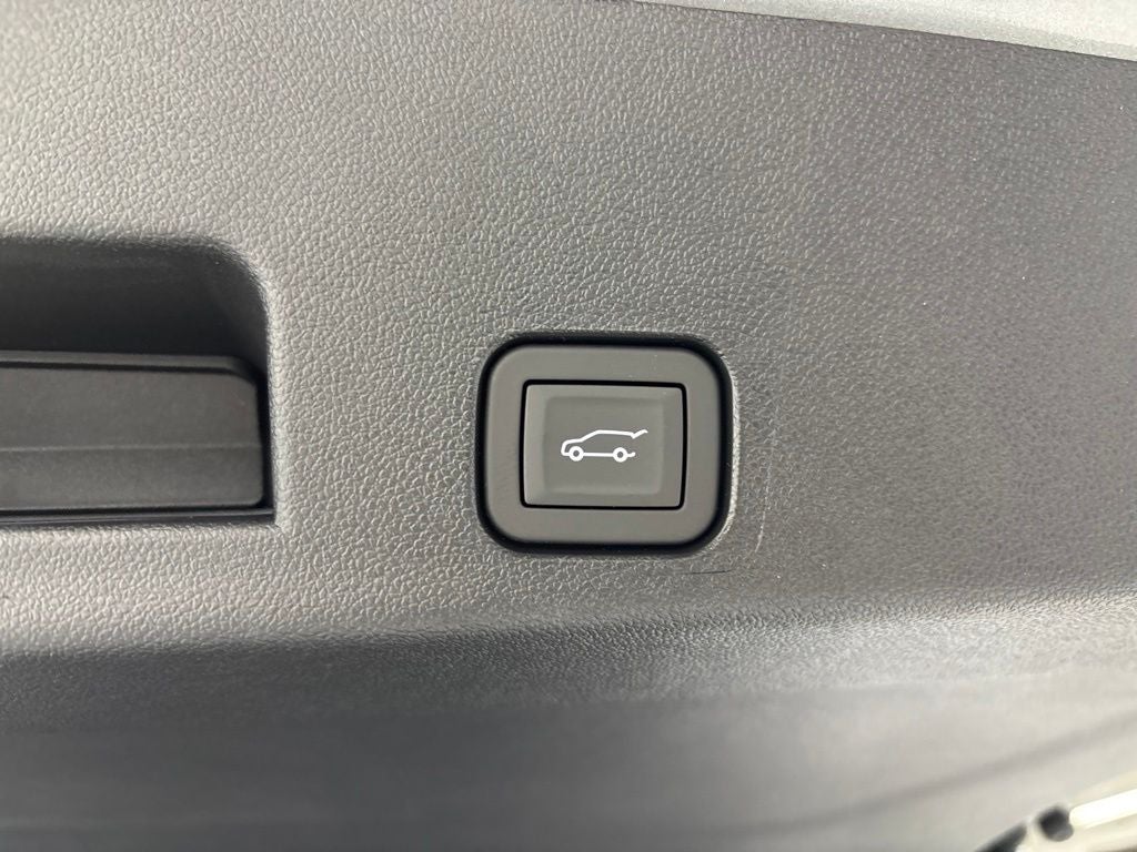 2027 Chevrolet Traverse LT 2LT
