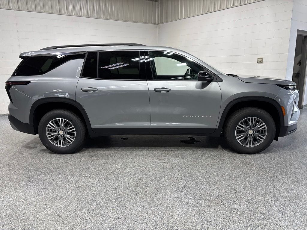 2027 Chevrolet Traverse LT 2LT