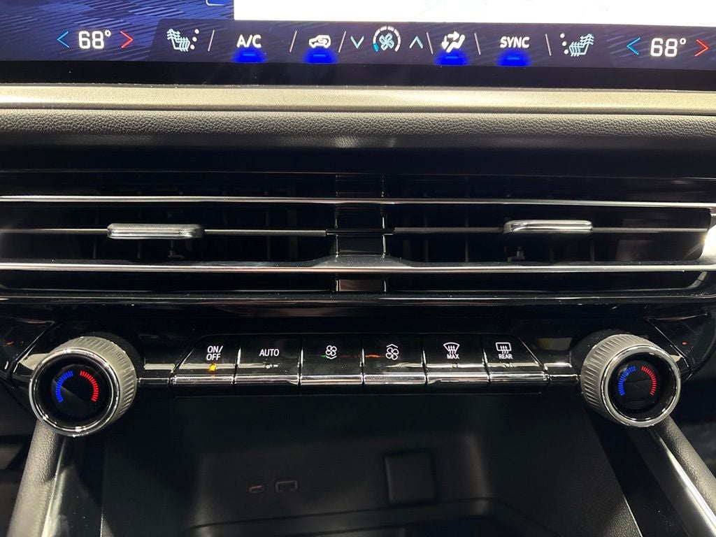 2026 Chevrolet Traverse LT 2LT