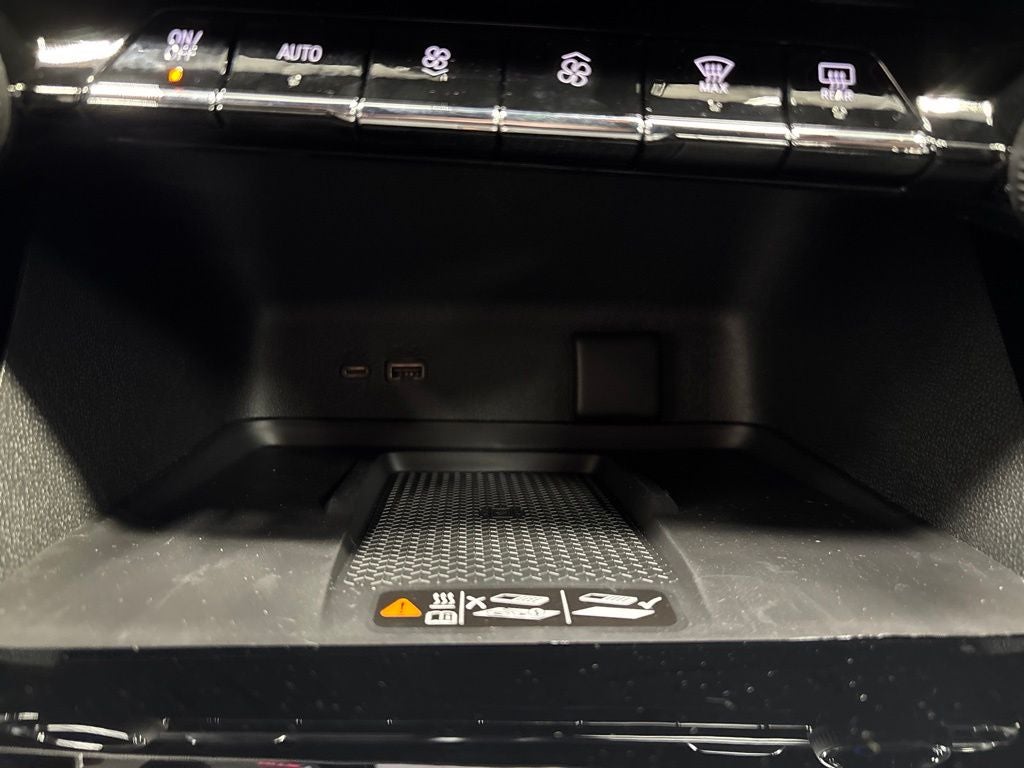2026 Chevrolet Traverse LT 2LT