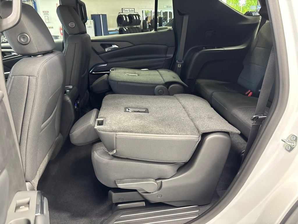 2026 Chevrolet Traverse LT 2LT
