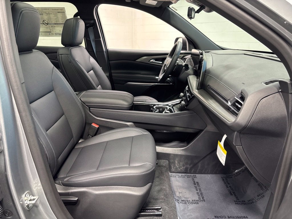 2027 Chevrolet Traverse LT 2LT